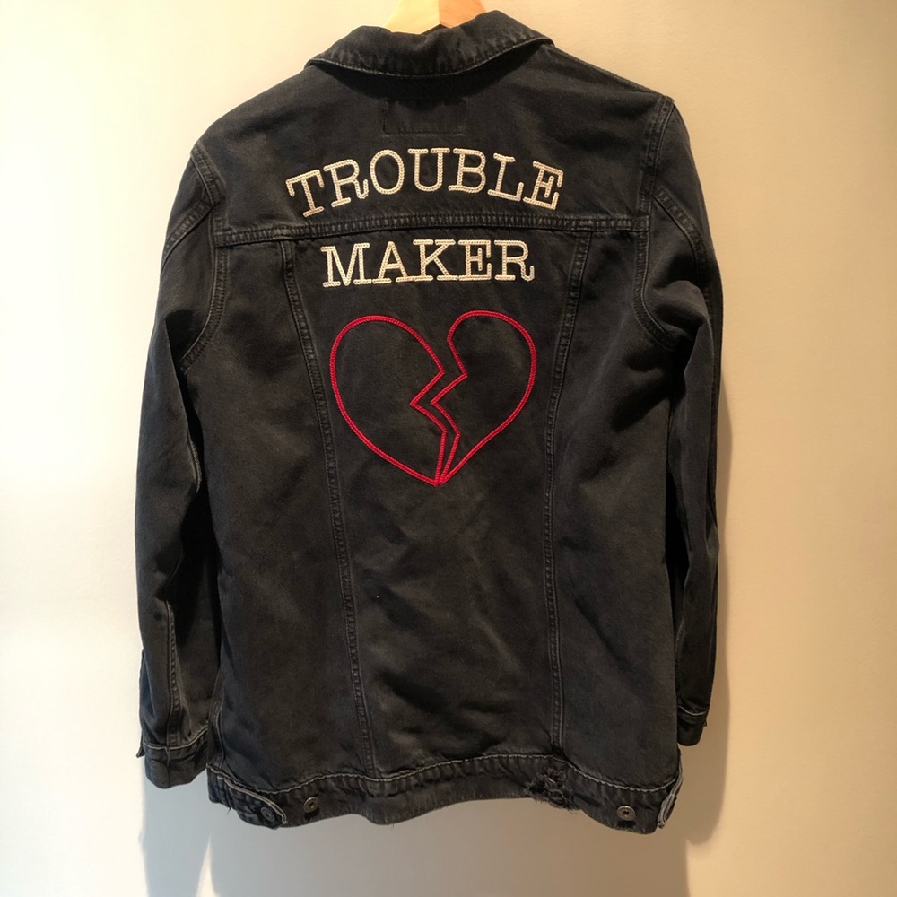 Lucky brand embroidered jean jacket in black